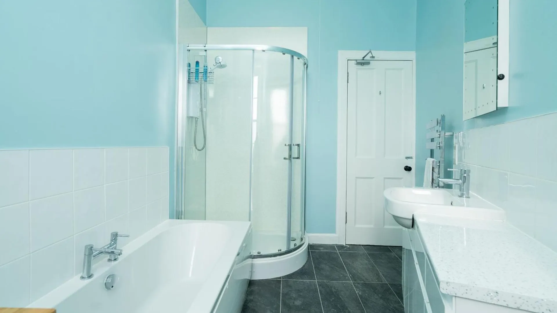 Stylish 3 Bed New Town Apartment - Traquair Эдинбург Великобритания