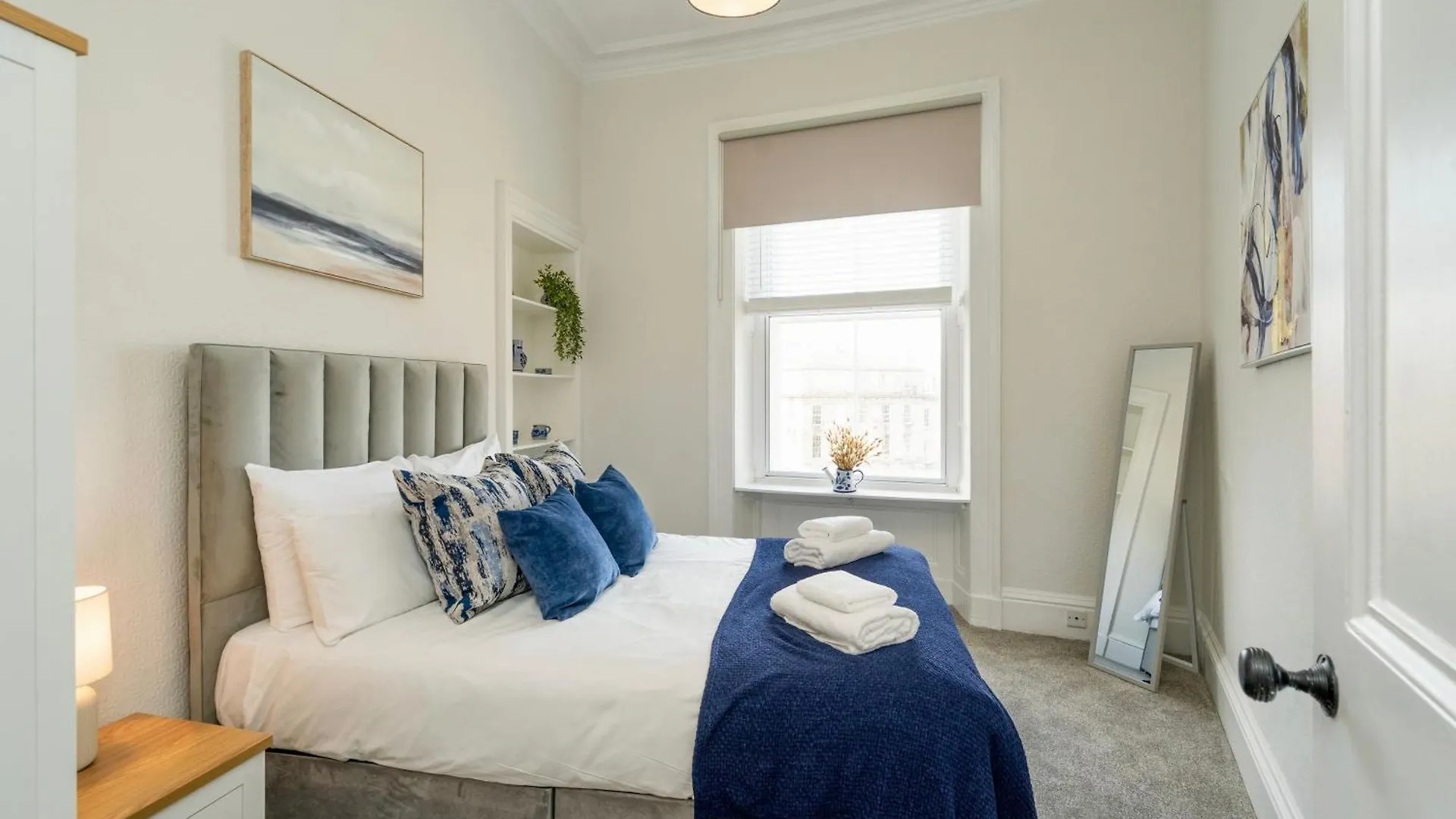 Stylish 3 Bed New Town Apartment - Traquair Édimbourg